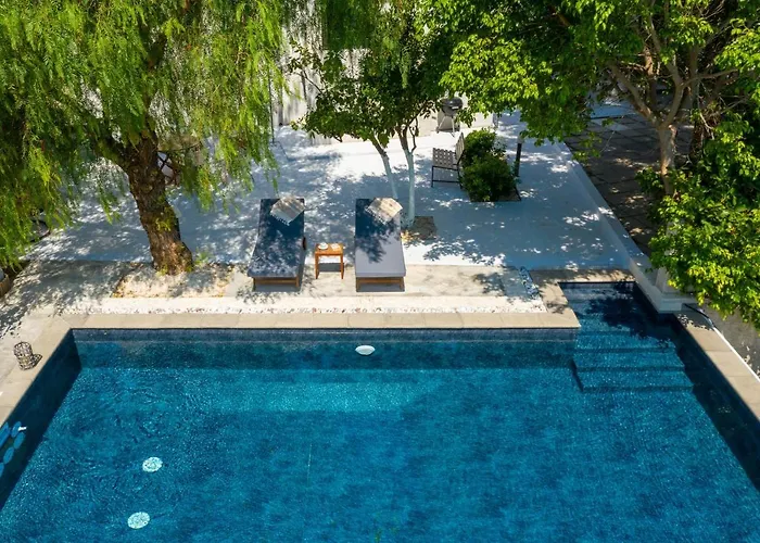 Eleonora Rhodes City