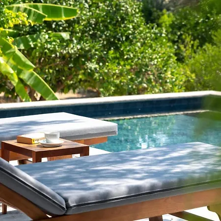 Eleonora بيت للعطل