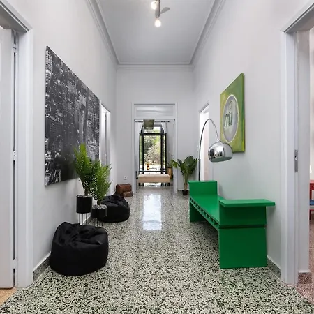 Eleonora Tatil Evi *