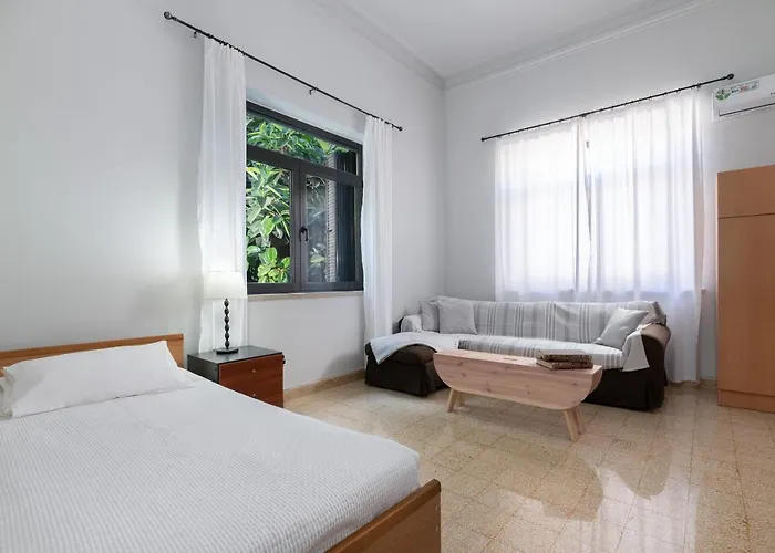 Eleonora Rhodes City